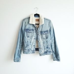 Jean jacket american eagle